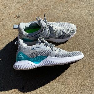 Womans adidas alphabounce running shoes